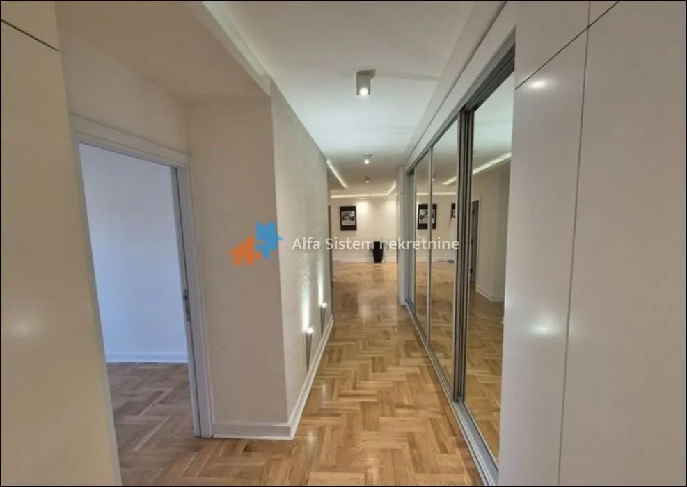 Izdavanje, stan, 150m², Stari Grad, Beograd