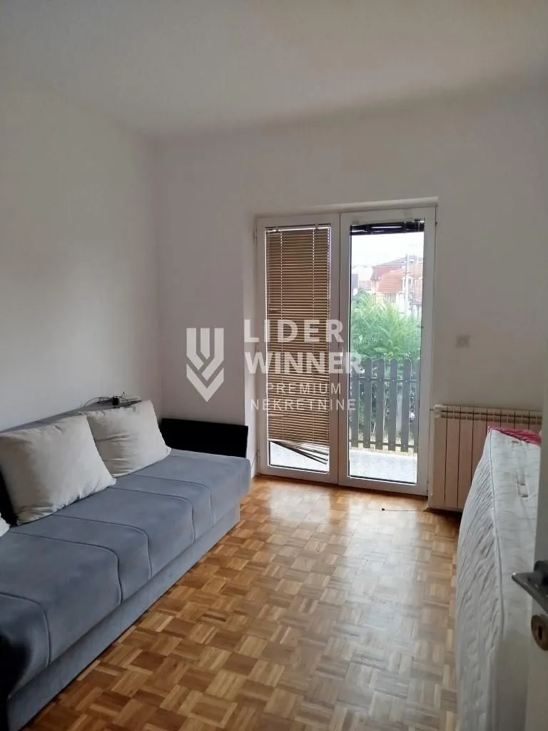 Izdavanje, četvorosoban stan, 88m², Brace Jerković, Voždovac Sve Podlokacije