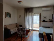Izdavanje, stan, 35m², City Kvart, Podgorica - image 1