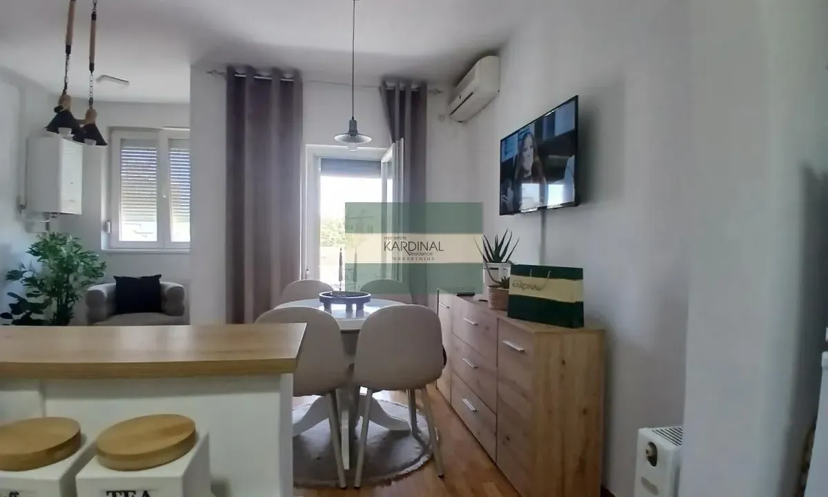 Sale, studio apartment, 27m², Kajsijar, Jagodina
