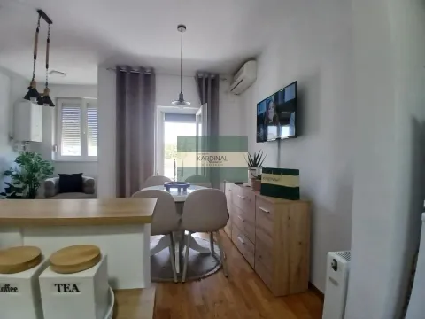 Prodaja, garsonjera, 27m², Kajsijar, Jagodina - image 1