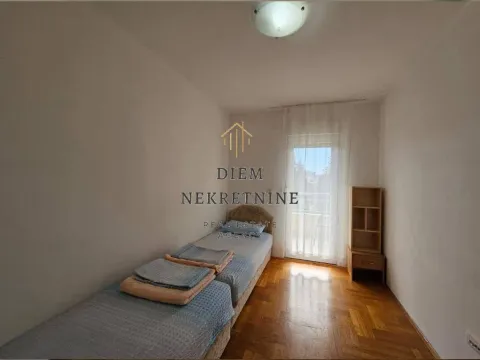 Rent, two bedroom apartment, 74m², Centar, Bar - image 8