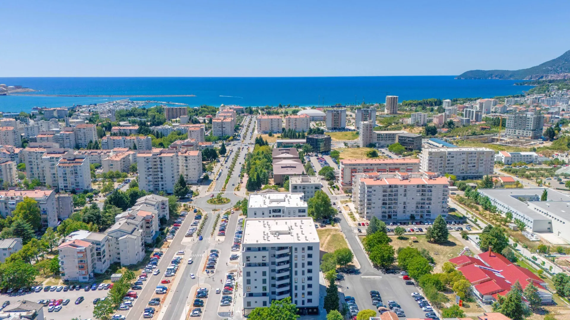Prodaja, dvosoban stan, 65m², Centar, Bar