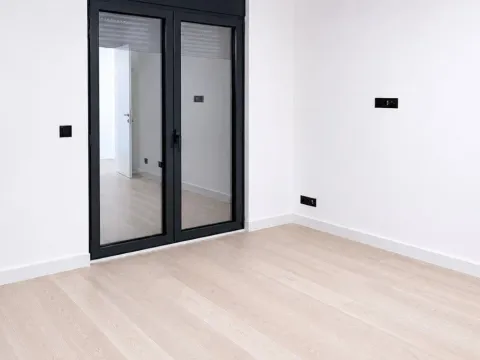 Prodaja, dvosoban stan, 118m², Preko Morače, Podgorica - image 4