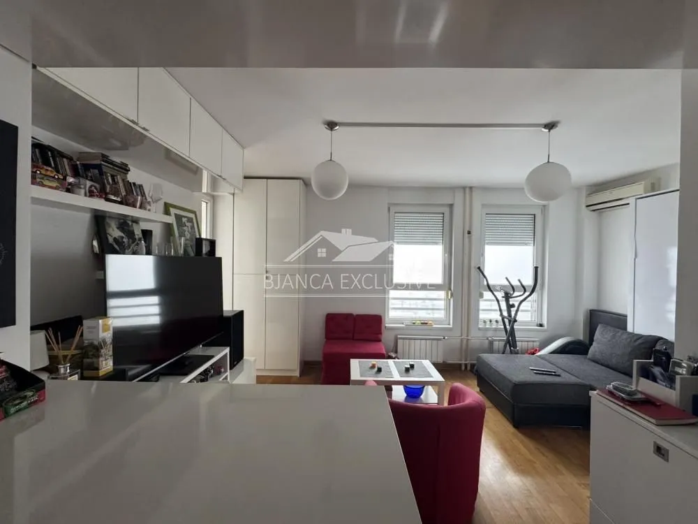 Prodaja, jednosoban stan, 31m², Belvil, Beograd