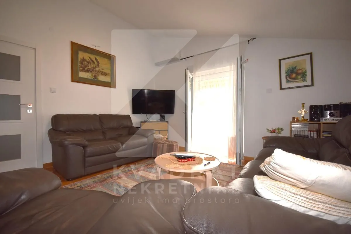 Prodaja, kuća, 180m², Nova Dalmatinska, Podgorica