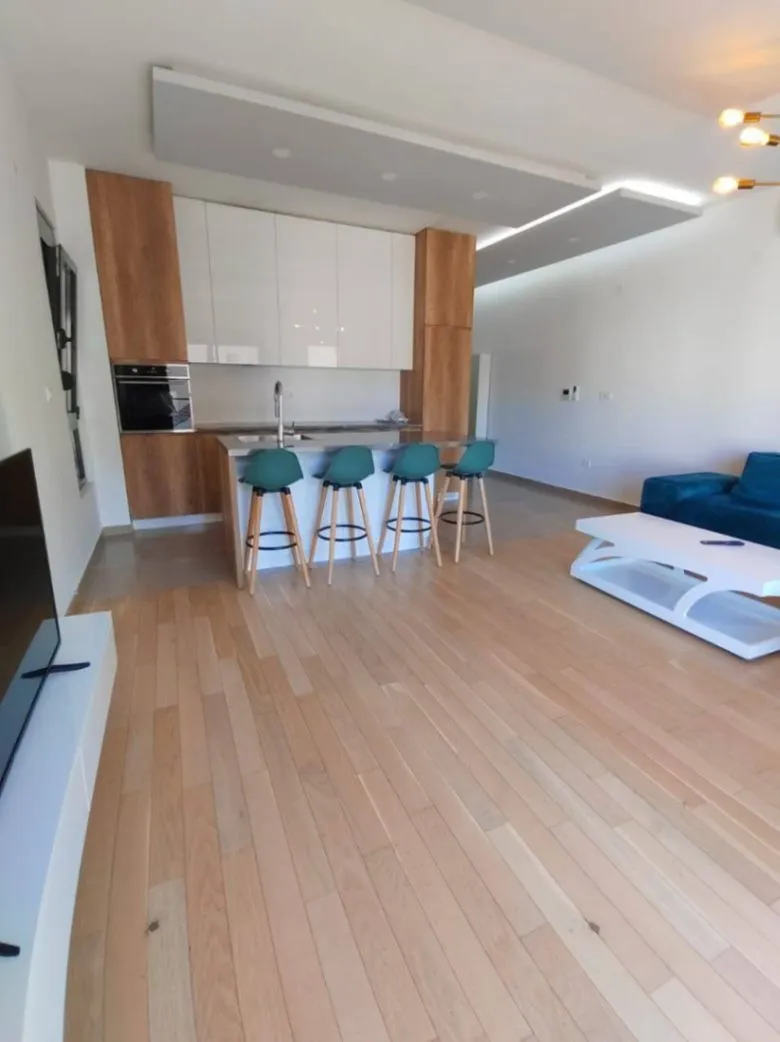 Sale, two bedroom apartment, 70m², Bečići, Budva