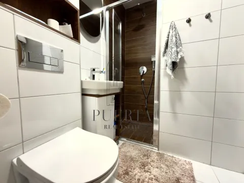 Rent, one bedroom apartment, 40m², Preko Morače, Podgorica - image 11