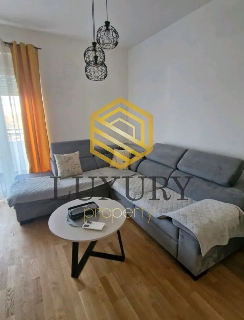 Prodaja, jednosoban stan, 44m², Pobrežje, Podgorica
