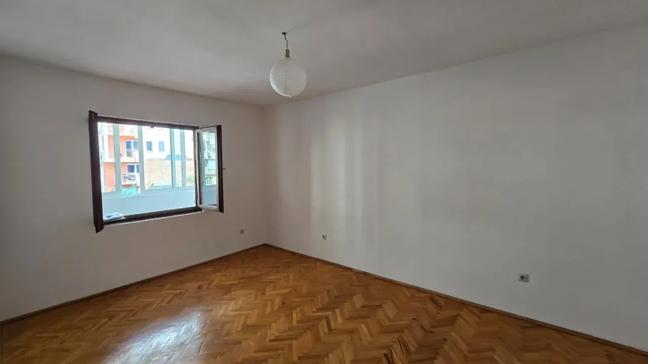 Prodaja, dvosoban stan, 57m², Centar, Budva