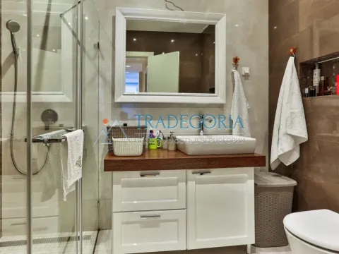Prodaja, dvosoban stan, 72m², Budva, Crna Gora - image 10
