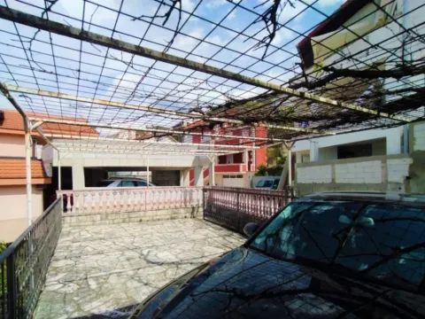 Rent, house, 180m², Marići, Tivat - image 7
