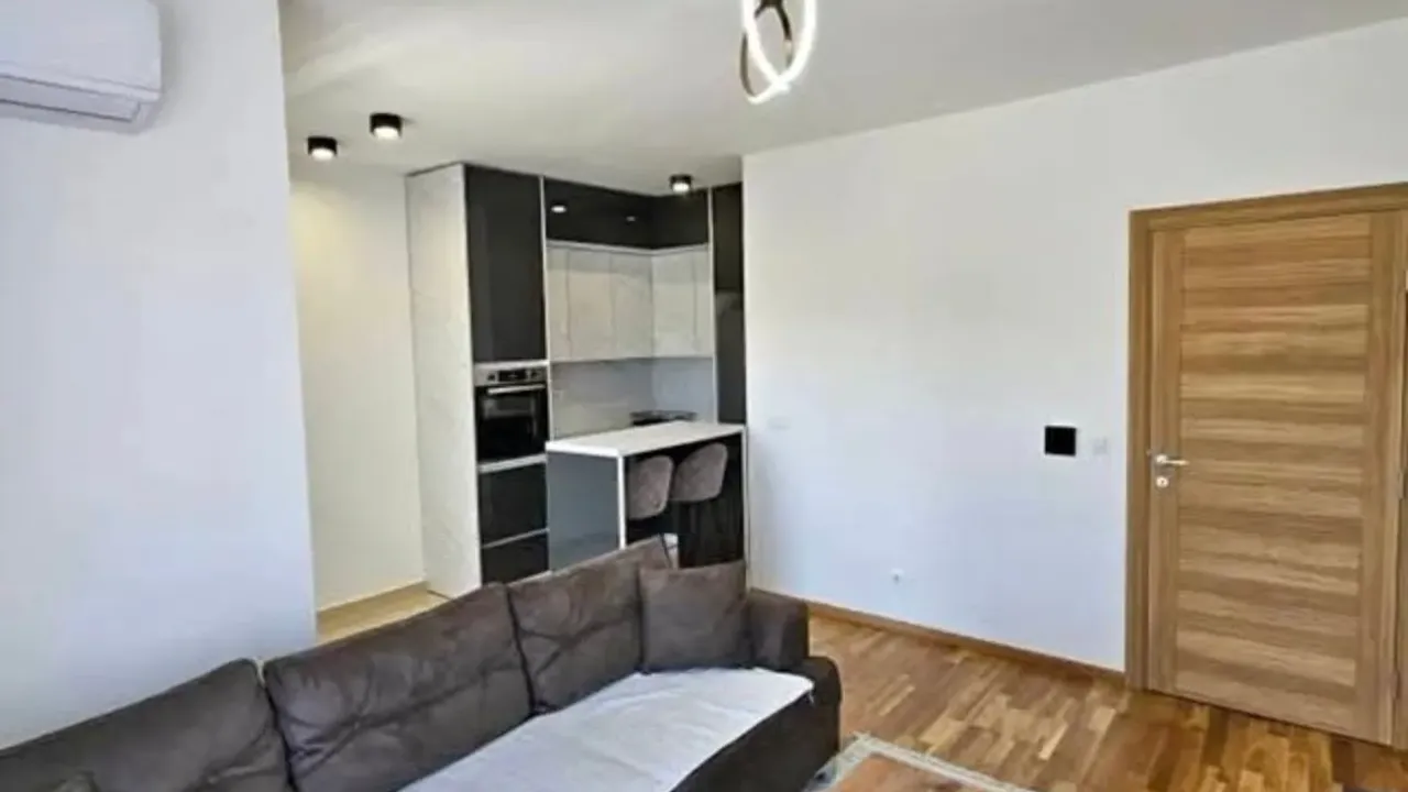 Rent, one bedroom apartment, 42m², Stari Aerodrom, Podgorica