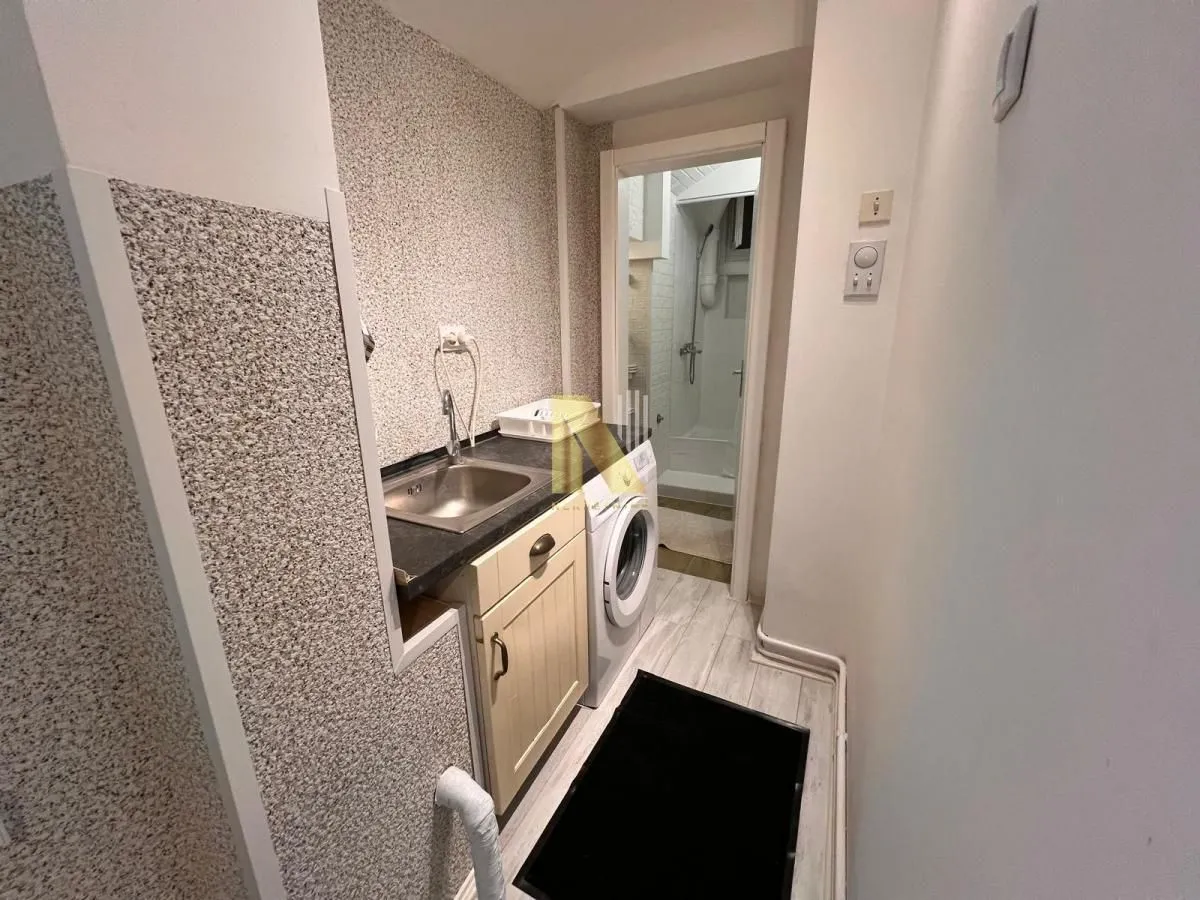 Prodaja, dvosoban stan, 48m², Centar, Novi Sad