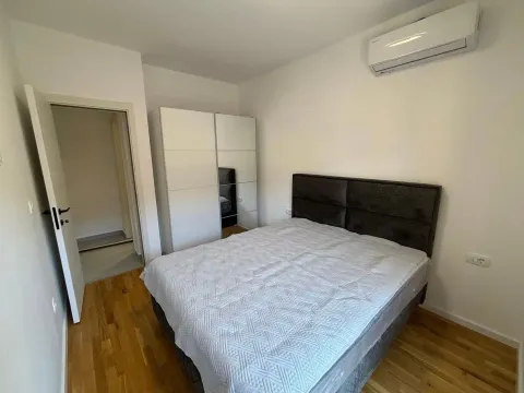Rent, two bedroom apartment, 66m², Stari Aerodrom, Podgorica - image 5