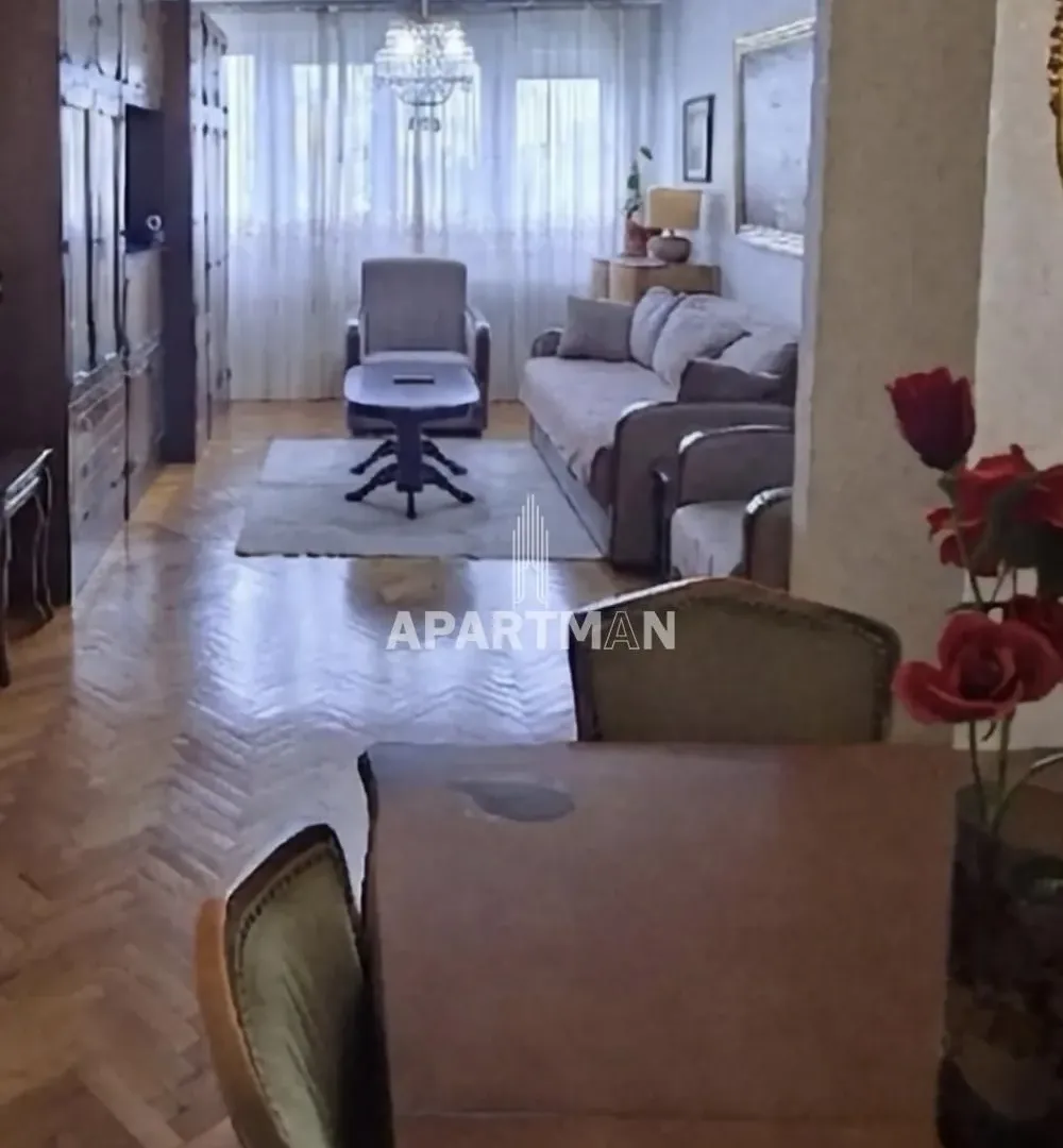 Prodaja, trosoban stan, 69m², Stari Merkator, Novi Beograd Sve Podlokacije