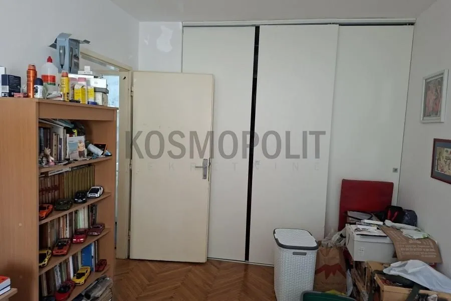 Prodaja, četvorosoban stan, 55m², Severni Bulevar, Zvezdara Sve Podlokacije