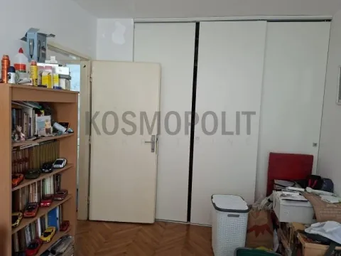 Prodaja, četvorosoban stan, 55m², Severni Bulevar, Zvezdara Sve Podlokacije - image 10