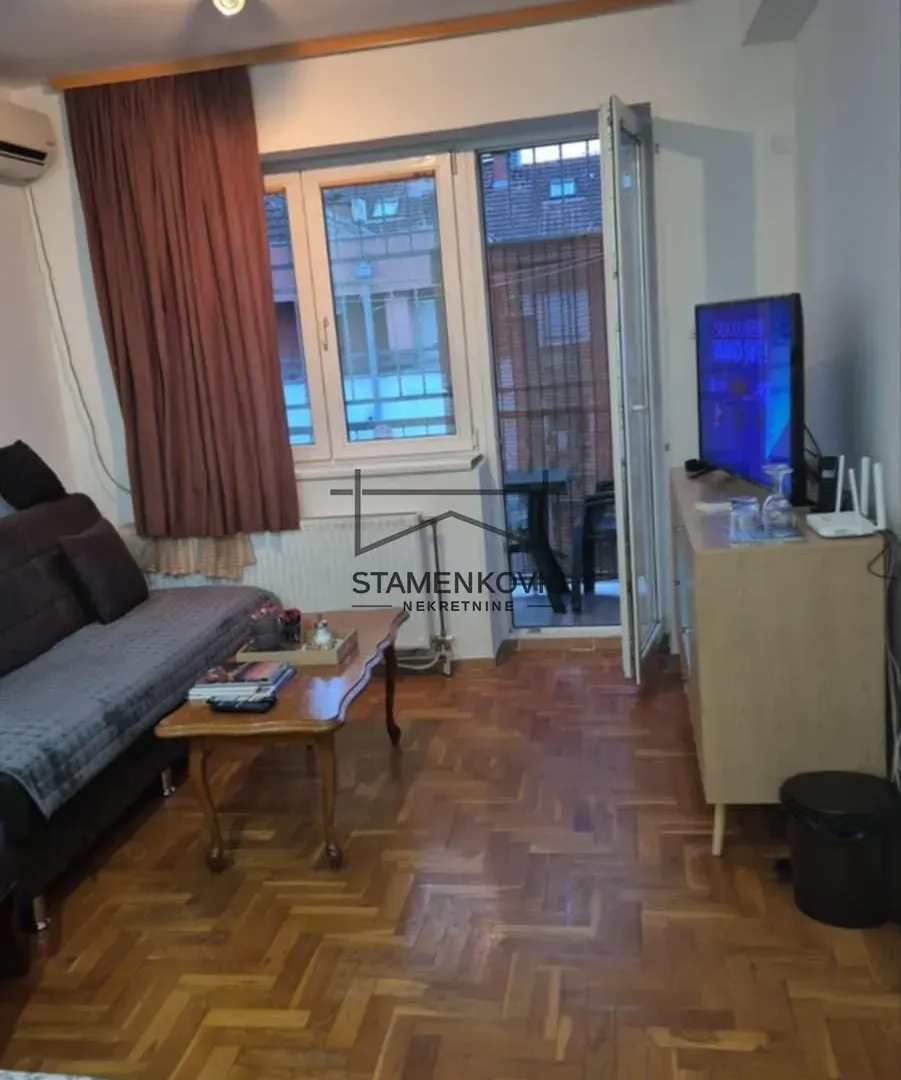 Prodaja, trosoban stan, 80m², Bulevar Oslobodjenja, Novi Sad Sve Podlokacije