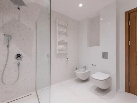 Prodaja, kuća, 492m², Mareza, Podgorica - image 35