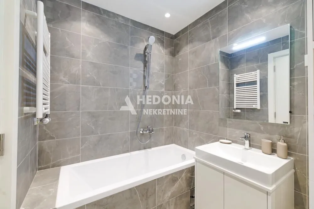 Rent, two bedroom apartment, 59m², Novi Beograd Blok 65, Novi Beograd Sve Podlokacije