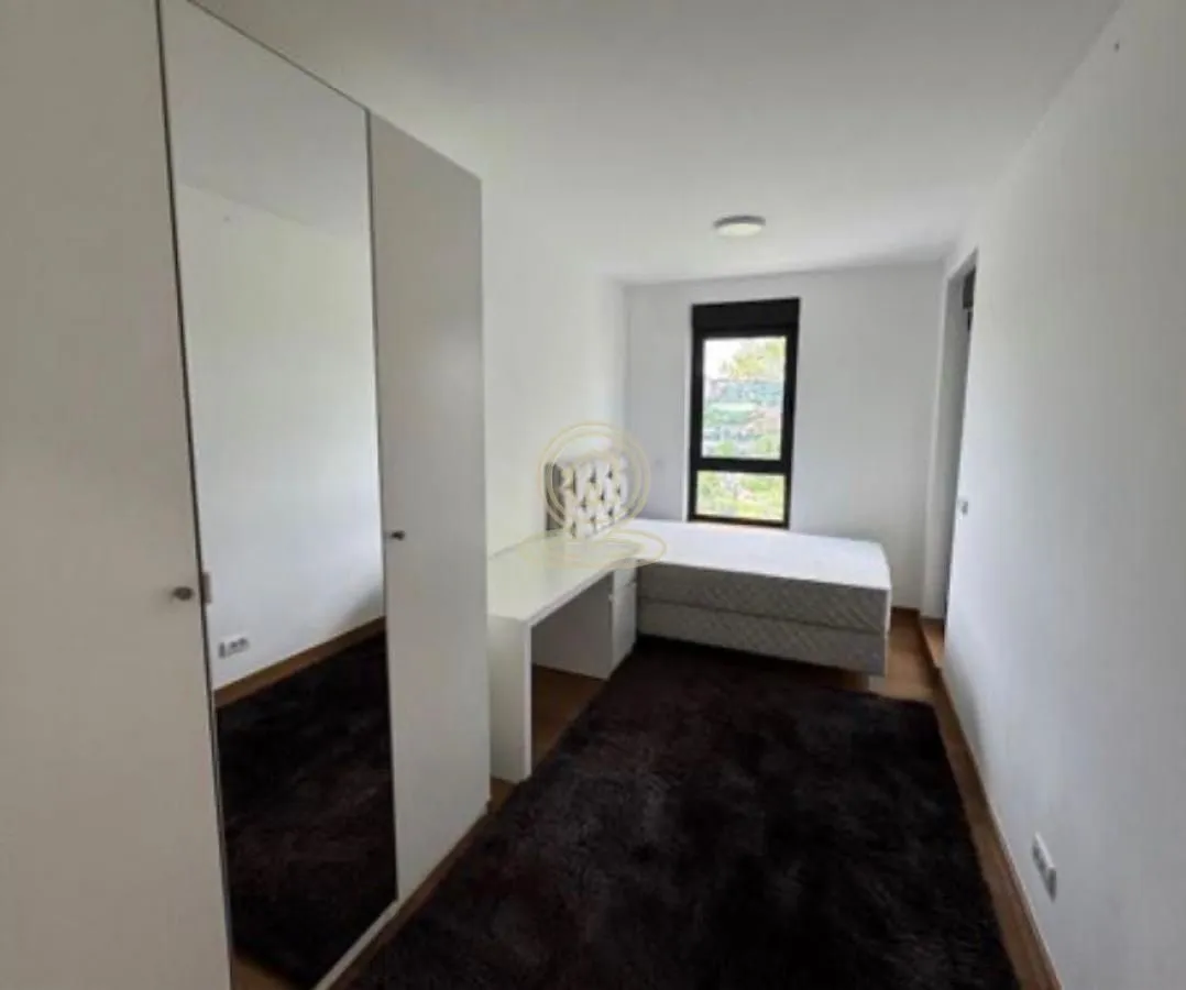 Rent, four bedroom apartment, 99m², Crveni Krst, Beograd