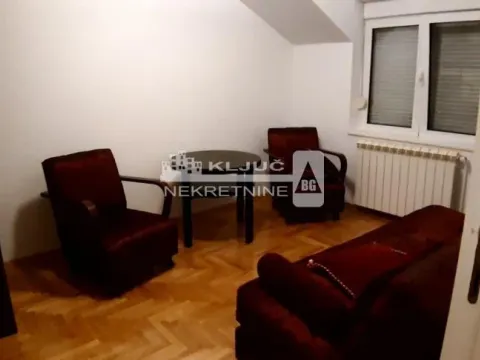 Izdavanje, kuća, 160m², Altina, Beograd - image 16