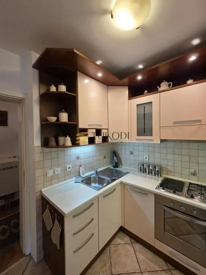 Rent, three bedroom apartment, 100m², Lekino Brdo, Voždovac Sve Podlokacije