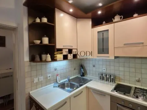Izdavanje, trosoban stan, 100m², Lekino Brdo, Voždovac Sve Podlokacije - image 8