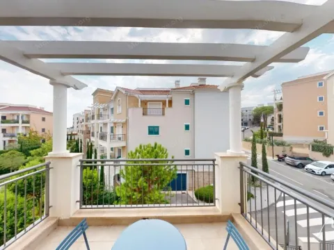 Sale, one bedroom apartment, 51m², Luštica Bay, Tivat - image 1