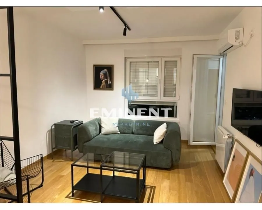 Rent, two bedroom apartment, 43m², Zemun Gornji Grad, Zemun Sve Podlokacije