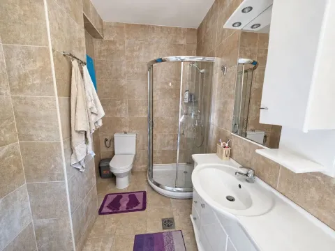 Sale, two bedroom apartment, 68m², Rafailovići, Budva - image 19