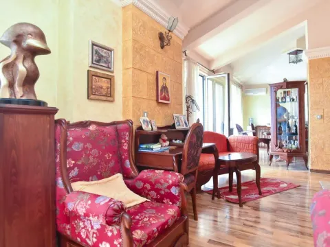 Sale, three bedroom apartment, 179m², Budva, Crna Gora - image 12