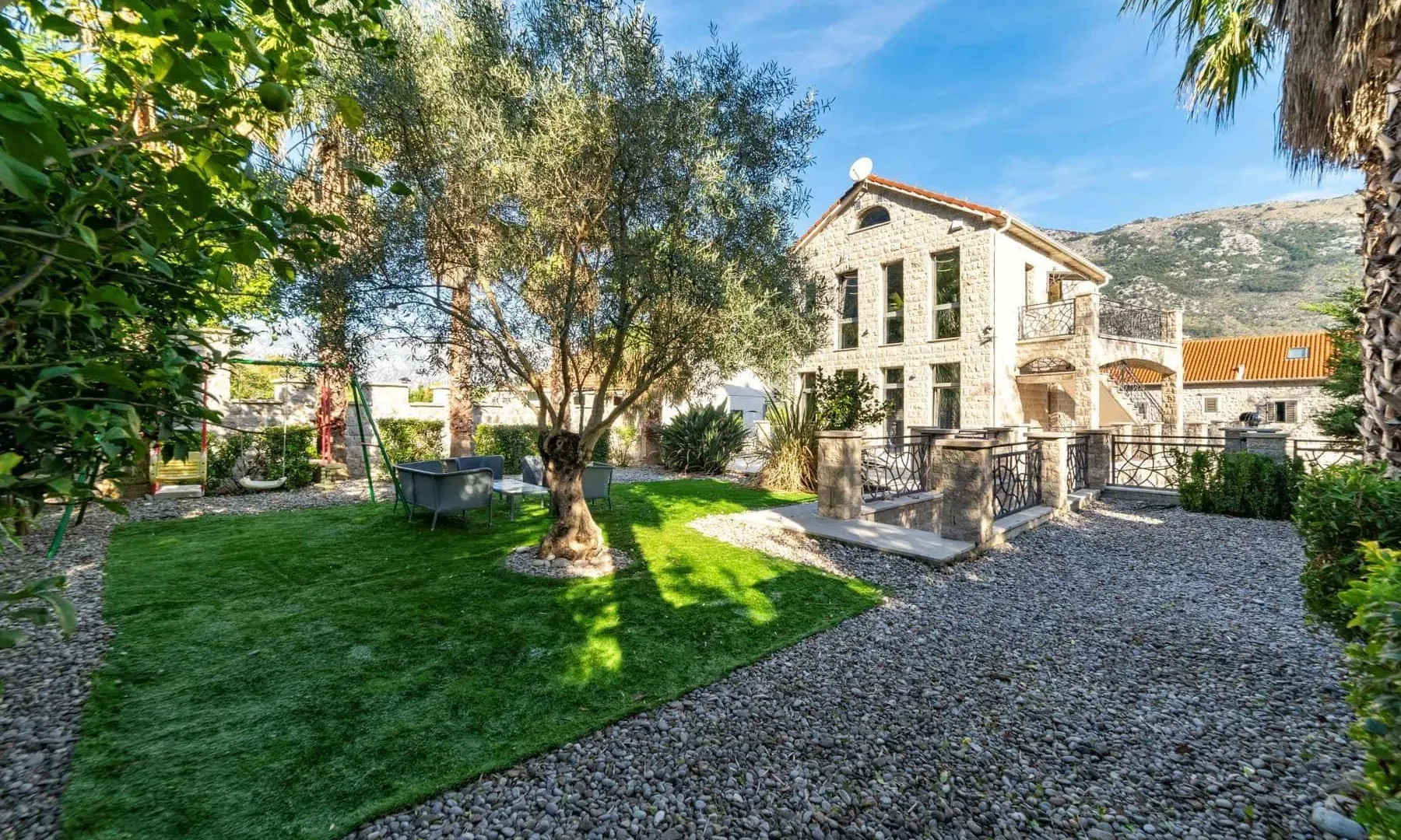 Prodaja, ugostiteljski objekat, 731m², Stoliv, Kotor