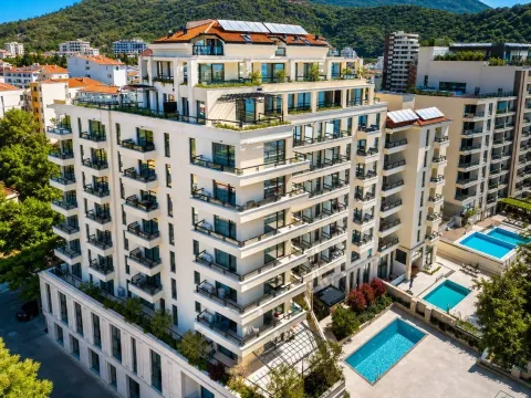Sale, studio apartment, 27m², Bečići, Budva - image 13