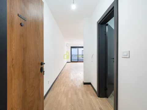 Prodaja, garsonjera, 36m², Gorica C, Podgorica - image 2