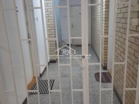 Rent, one bedroom apartment, 30m², Čukarička Padina, Beograd - image 11