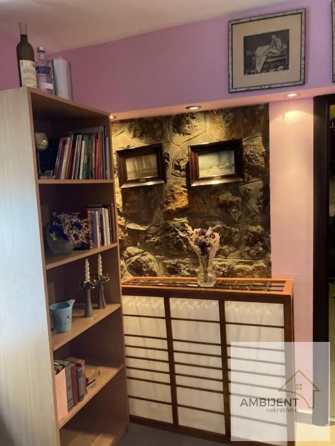 Prodaja, dvosoban stan, 82m², Voždovac Sve Podlokacije, Beograd