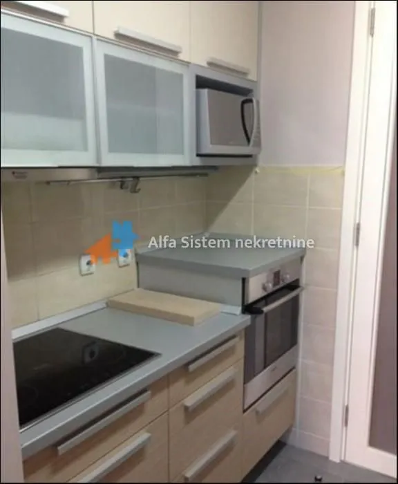 Rent, four bedroom apartment, 105m², Novi Beograd Blok 67, Novi Beograd Sve Podlokacije