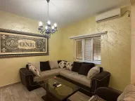 Izdavanje, jednosoban stan, 63m², Centar, Tivat - image 1