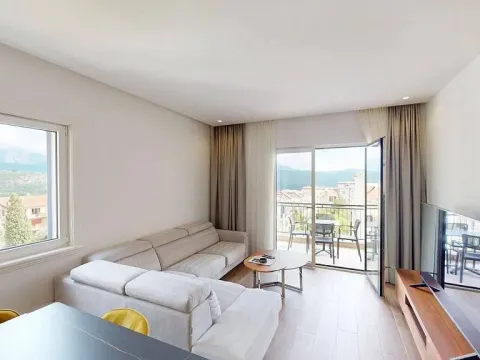 Stan in Luštica