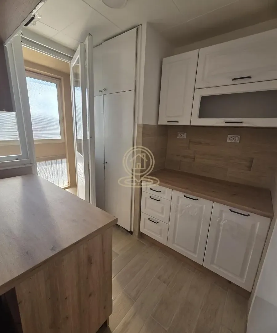 Sale, three bedroom apartment, 75m², Medijana, Niš