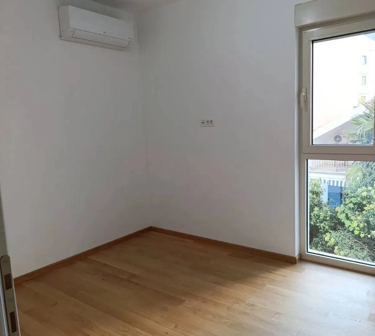 Sale, two bedroom apartment, 65m², Centar, Budva