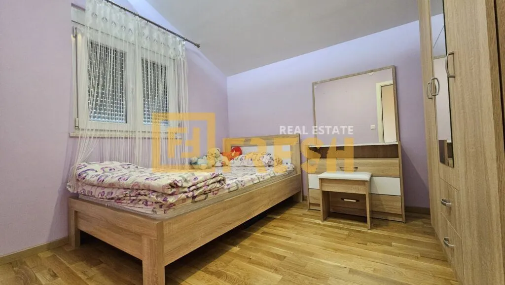 Prodaja, kuća, 216m², Danilovgrad, Crna Gora