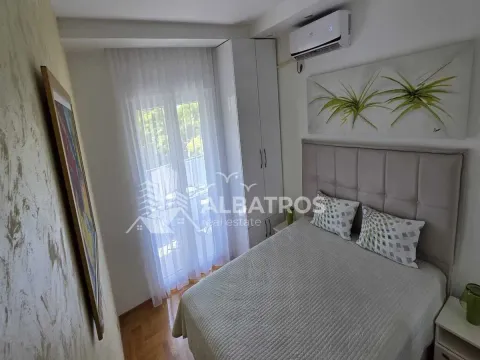 Izdavanje, jednosoban stan, 47m², Centar, Bar - image 6