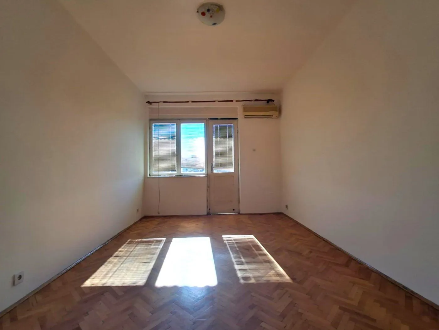 Rent, office space, 120m², Preko Morače, Podgorica
