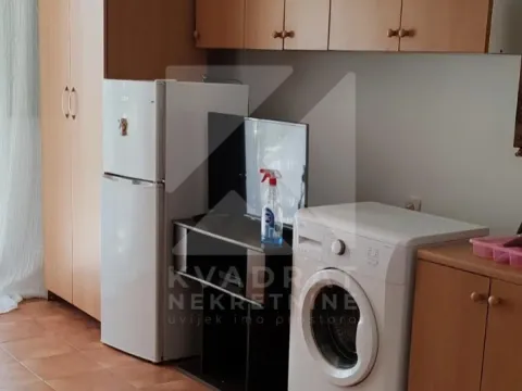 Rent, studio apartment, 25m², Tološi, Podgorica - image 3