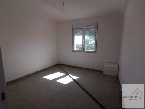 Prodaja, dvosoban stan, 50m², Sremska Mitrovica, Srbija - image 6