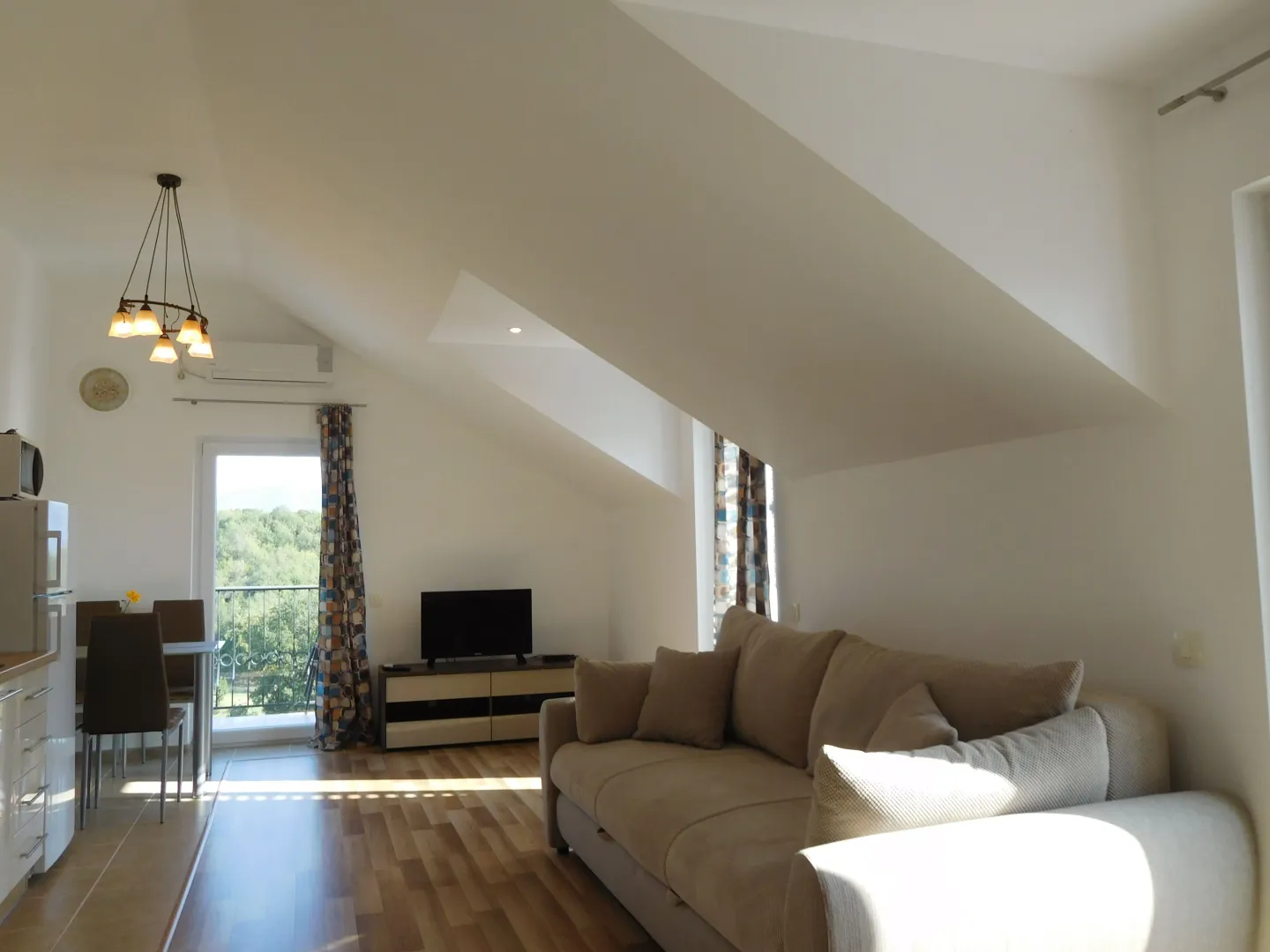 Prodaja, jednosoban stan, 63m², Gošići, Tivat