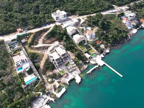 Prodaja, plac, 2300m², Radovići, Tivat - image 2